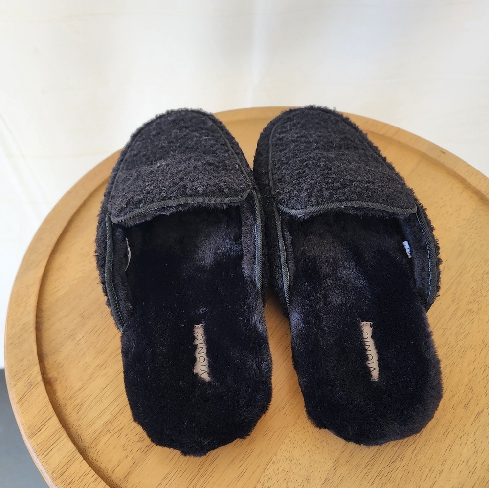 Vionic Black Cozy Sherpa Mule Slippers - Picture 5 of 9